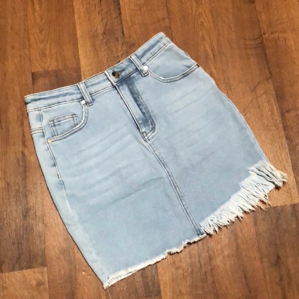 Amazon Essentials Light Wash Denim Mini Skirt | H… - image 1